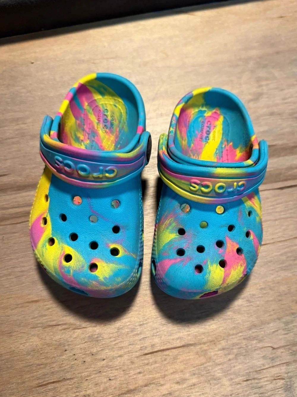 CROCS Kids Tie-Dye Style Clogs - Turquoise, Yellow & Pink